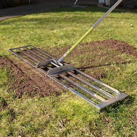 best rake for leveling soil.